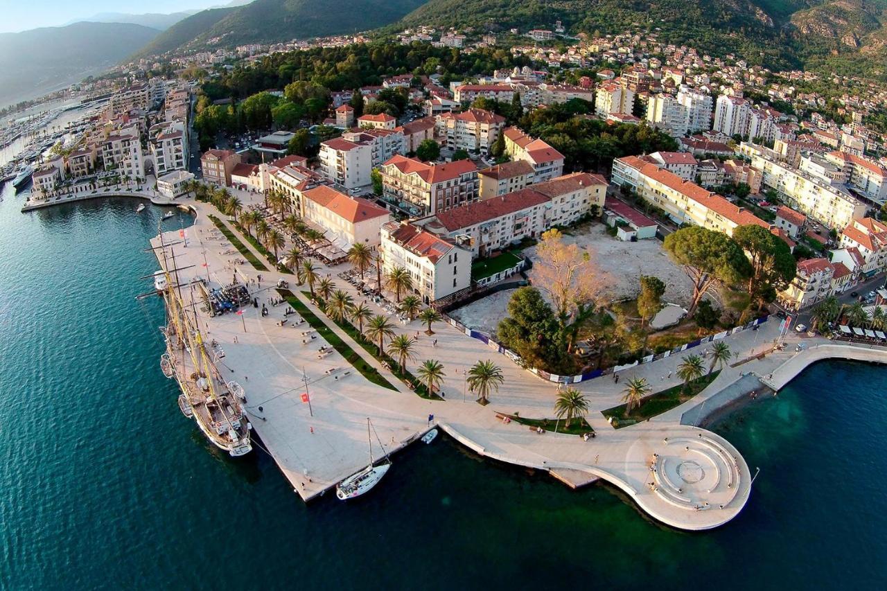 Room Next To Porto Montenegro Тиват Екстер'єр фото